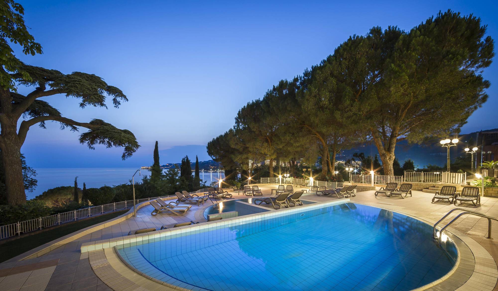 Remisens Premium Casa Rosa Hotel Portorož Exterior foto